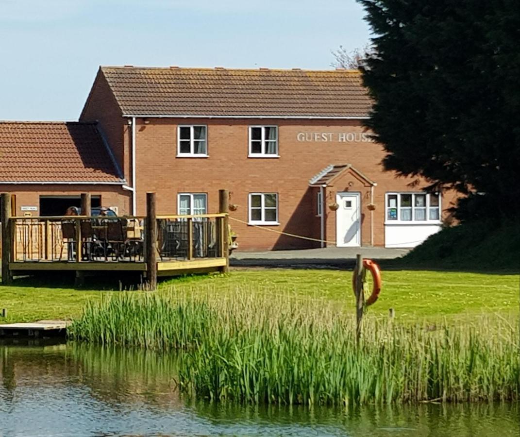 Pigeon Cottage Bed & Breakfast North Somercotes Exterior photo